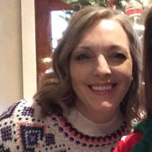 Meet your Posher, Debbie